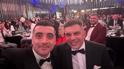 UDMR, după ce fostul lor ministru al Sporturilor, Eduárd Novák, și-a evidențiat legătura cu extremistul Simion: A început să spună lucruri pe care le auzisem anterior la extremiștii care, de altfel, îl atacaseră și pe el, cu Simion în frunte, tocmai din cauza etniei sale maghiare