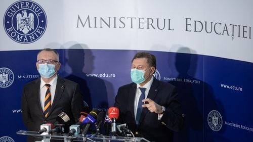 Alexandru Rafila: Gradul mediu de ocupare al paturilor COVID-19 la nivel național este de 16%. Cîmpeanu și Rafila au anunțat noile reguli în care copiii vor merge la școală
