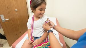 Octavian Jurma: ”Ca să scăpăm de coronavirus, va trebui să introducem vaccinul în schema de vaccinare foarte timpurie, deci va dura mult, va dura ani”