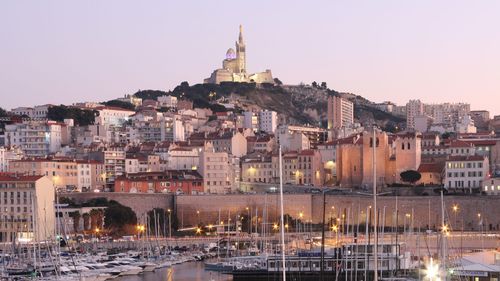 „Un sat divers și primitor”: ce face special cartierul Notre-Dame du Mont din Marsilia
