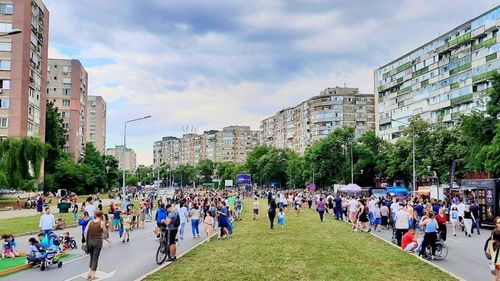 Afluență mare de bucureșteni la ”Străzile deschise” din Sectorul 6. Mii de locuitori s-au plimbat pe străzile fără mașini