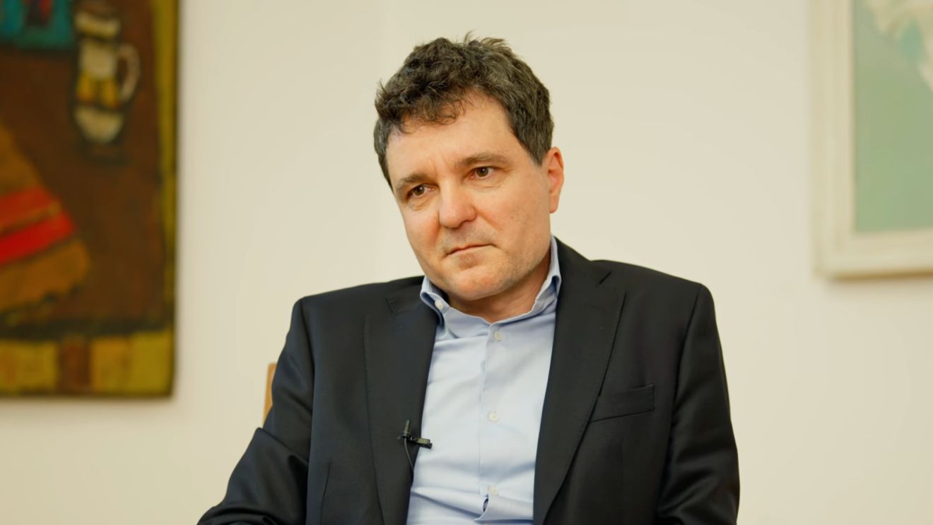 Fost antrenor al echipei SUA la Olimpiada de Matematică, despre Nicuşor Dan: Amabil şi prietenos, ager la minte, cu picioarele pe pământ / „E nevoie de mai mulţi oameni cu inteligenţă analitică, asociată celei emoţionale şi carismei de a conduce”