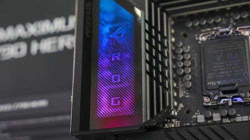 Programul ROG Elite Rewards al ASUS, lansat în România. Utilizatorii pot câștiga puncte pe care le pot transforma în recompense și premii