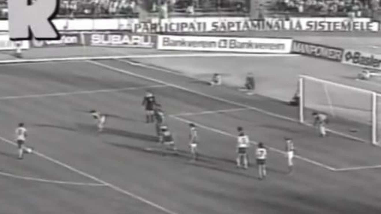 Cercetare sociologică: ”Fotbalul interzis” în România condusă de Nicolae Ceauşescu. Cum a devenit vizionarea meciurilor o manifestare colectivă a unei rezistențe tăcute