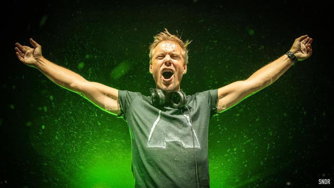 Show pe Burj Khalifa, cea mai înaltă clădire din lume: DJ-ul Armin van Buuren mixează la 149 metri înălțime/ Când e disponibil evenimentul și unde poate fi văzut