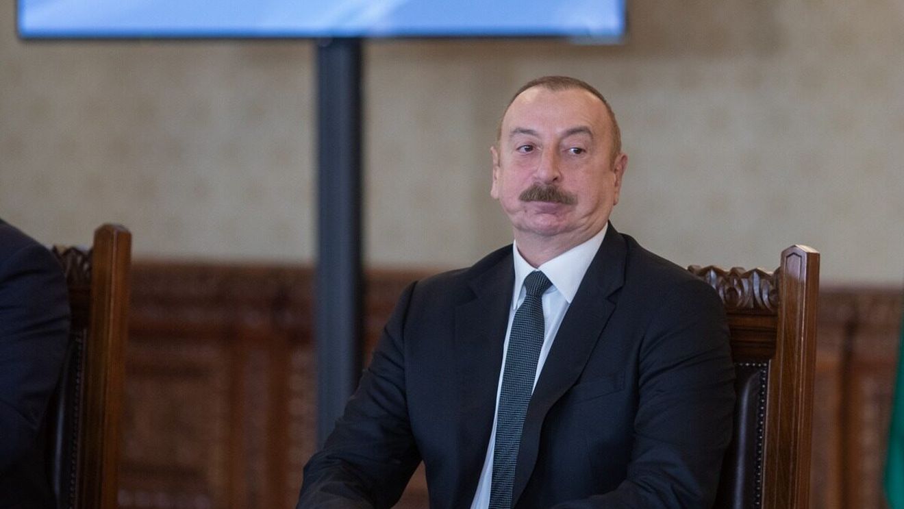 Președintele Azerbaidjanului sprijină proiectul cablului de energie verde prin Marea Neagră / Bulgaria, importantă țară de tranzit