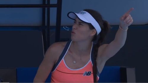 Sorana Cîrstea a fost învinsă la Wimbledon de tânăra jucătoare britanică de origine română Emma Răducanu
