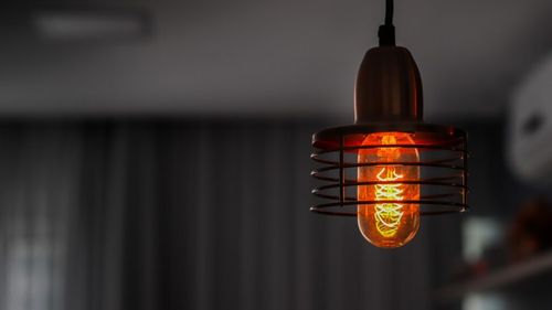 Ministrul Energiei nu exclude posibilitatea ca facturile la energie să crească de la jumătatea anului: Dacă nu se întâmplă alte lucruri bune, e posibil să plătim ceva mai mult