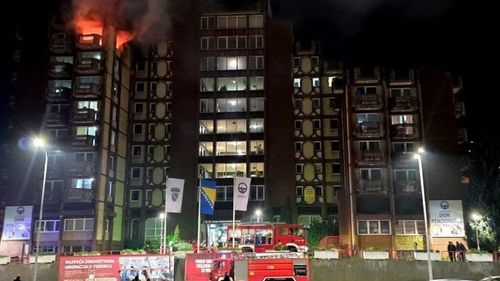 11 persoane au murit într-un incendiu la un azil de bătrâni din Bosnia / Alte 30 au fost rănite