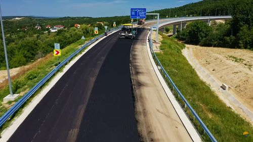 Asociaţia Pro Infrastructură: Centura Zalău, remake „Tăntălăul şi Gogomanul” / Sinohydro se chinuie pe mini-varianta de ocolire a Zalăului / Chinezii au făcut o treime din centură pe banii lor. Ei se fac că lucrează, statul român că plăteşte