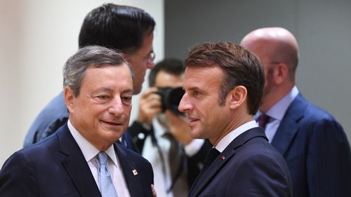 Bloomberg: Macron, în discuții cu lideri UE pentru înlocuirea Ursulei von der Leyen cu Mario Draghi la șefia Comisiei Europene