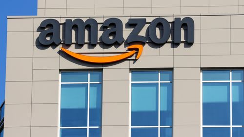 Amazon investește 20 de miliarde de dolari în Marea Britanie în 2025