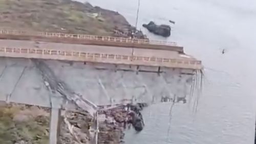 UPDATE Cel puţin şapte persoane și-au pierdut viața și 66 au fost rănite în Rusia în urma prăbuşirii unui pod peste un tren / Guvernatorul regiunii Briansk susține că podul a fost aruncat în aer