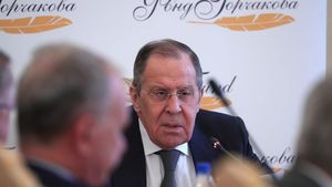 Zelenski n-ar avea legitimitate să semneze un acord de pace, spune Lavrov. Moscova vrea să aibă drept de veto la orice eventual sprijin militar acordat Ucrainei