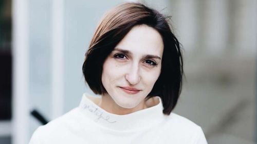 Consiliul Local Timișoara a retras indemnizația unui consilier USR după ce a descins într-un restaurant, împreună cu forțe de ordine, pentru a demonstra că regulile anti-COVID nu sunt respectate