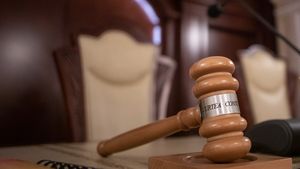 Proiect S.O.S. România depus la Parlament: Hotărârile CCR pot fi atacate cu recurs la instanţa supremă / Recrutarea judecătorilor CCR ar urma să fie făcută de către o comisie de verificare din cadrul ICCJ