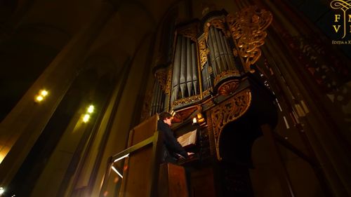 VIDEO „Nothing Else Matters”, celebra piesă a trupei Metallica, interpretată la orgă în Biserica Neagră din Brașov, de organistul Steffen Schlandt