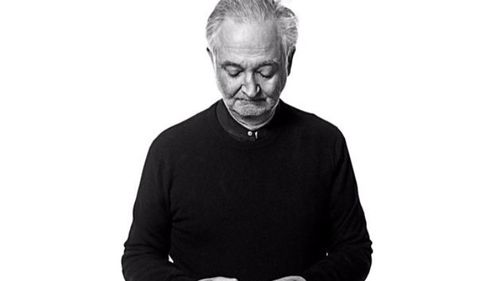 Fake news legat de prezicerea pandemiei pentru a reduce populația, atribuit lui Jacques Attali, distribuit masiv pe Facebook. Ce spune scriitorul și cum arată pasajele reale din cartea sa