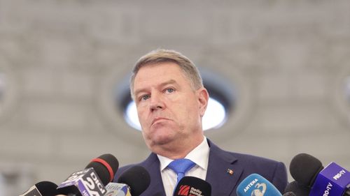 Două asociații ale magistraților critică dur afirmațiile lui Iohannis că România nu mai are probleme cu statul de drept: Președintele a ignorat recomandările MCV când a numit procurorii-șefi deși aveau aviz negativ de la CSM, Secția Specială nu a fost desființată, legile justiției au rămas la fel