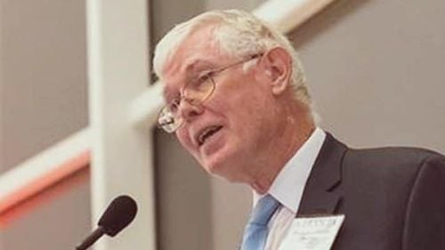 Istoricul Dennis Deletant: Măsurile luate de PSD pentru a bloca separația puterilor în stat amenință să submineze democrația în țară