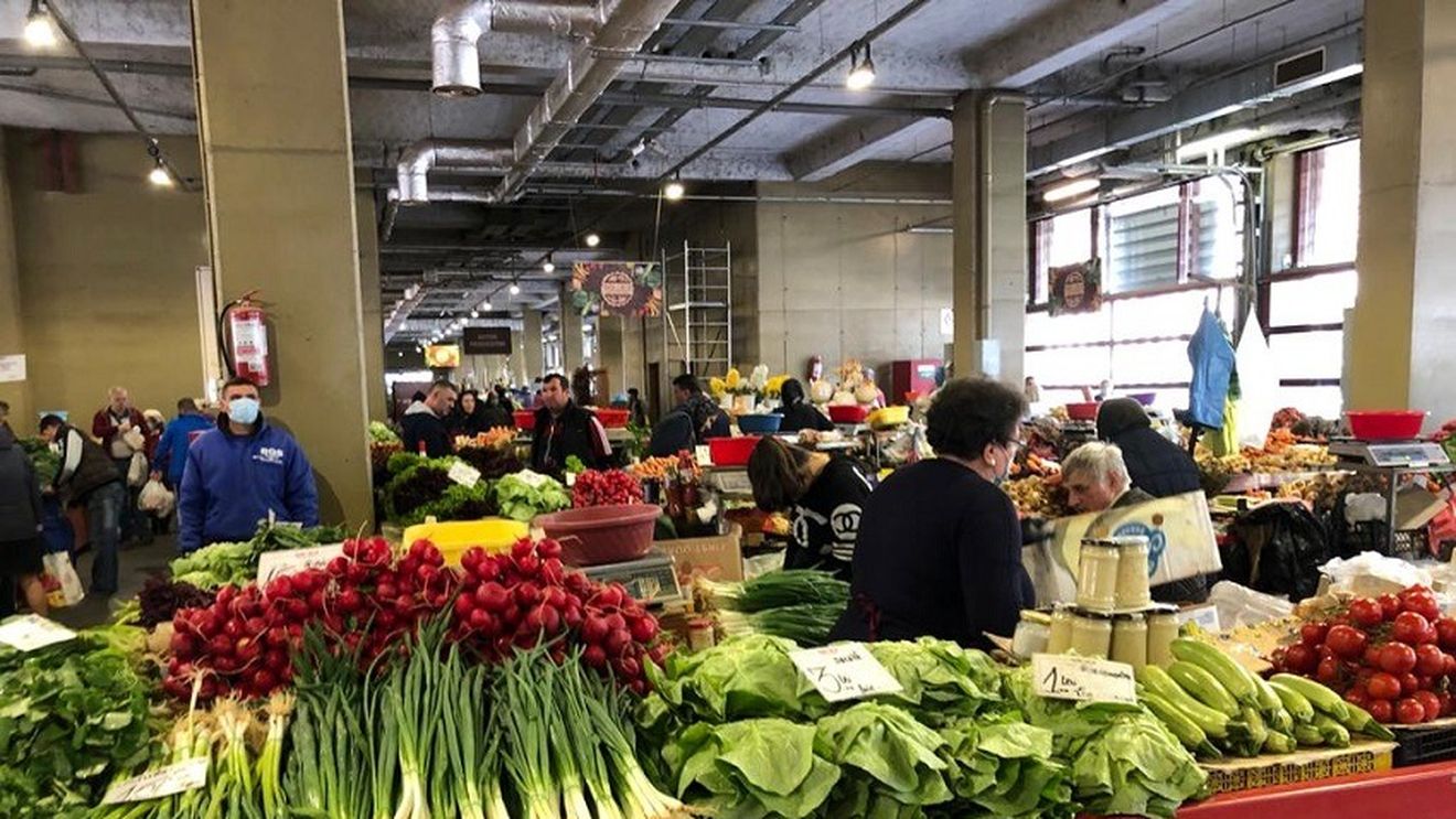 Primarul Sectorului 2 anunță că mută tarabele din Piața Obor afară, iar magazinele de la etaj vor funcționa în continuare