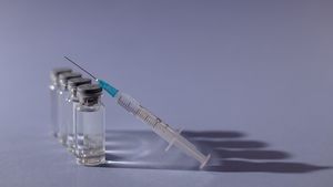 OMS, îngrijorată de o percepţie „în creştere” că pandemia COVID-19 se încheie odată cu apariția vaccinurilor
