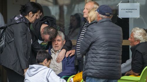 Tragedia din Macedonia de Nord: „Nu mai am de ce să trăiesc”, spune un tată după ce singurul său copil a murit / Mărturii ale supravieţuitorilor