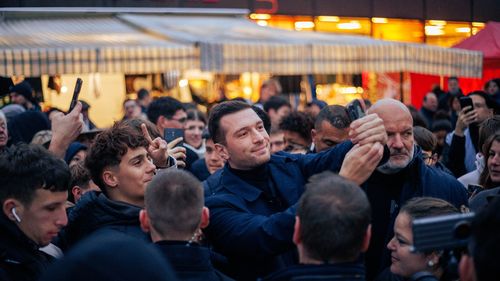 Jordan Bardella - viitorul președinte al Franței sau doar un beneficiar al impopularității extreme a lui Emmanuel Macron?