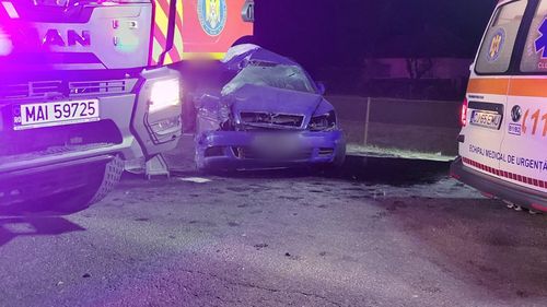 Grav accident de circulație în județul Cluj în urma căruia două persoane au murit, dintre care o fetiță de numai 3 ani