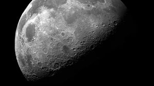 Astronomii s-au înșelat în privința celui mai mare și mai vechi crater al Lunii / Iar asta e o veste excelentă pentru NASA
