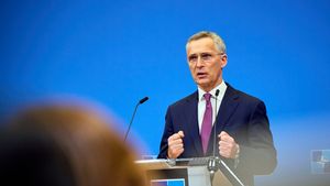 VIDEO Jens Stoltenberg, conferință de presă: NATO nu va recunoaște aceste teritorii ca parte a Rusiei / Ușa NATO rămâne deschisă / Vor exista consecințe severe dacă Rusia folosește arme nucleare