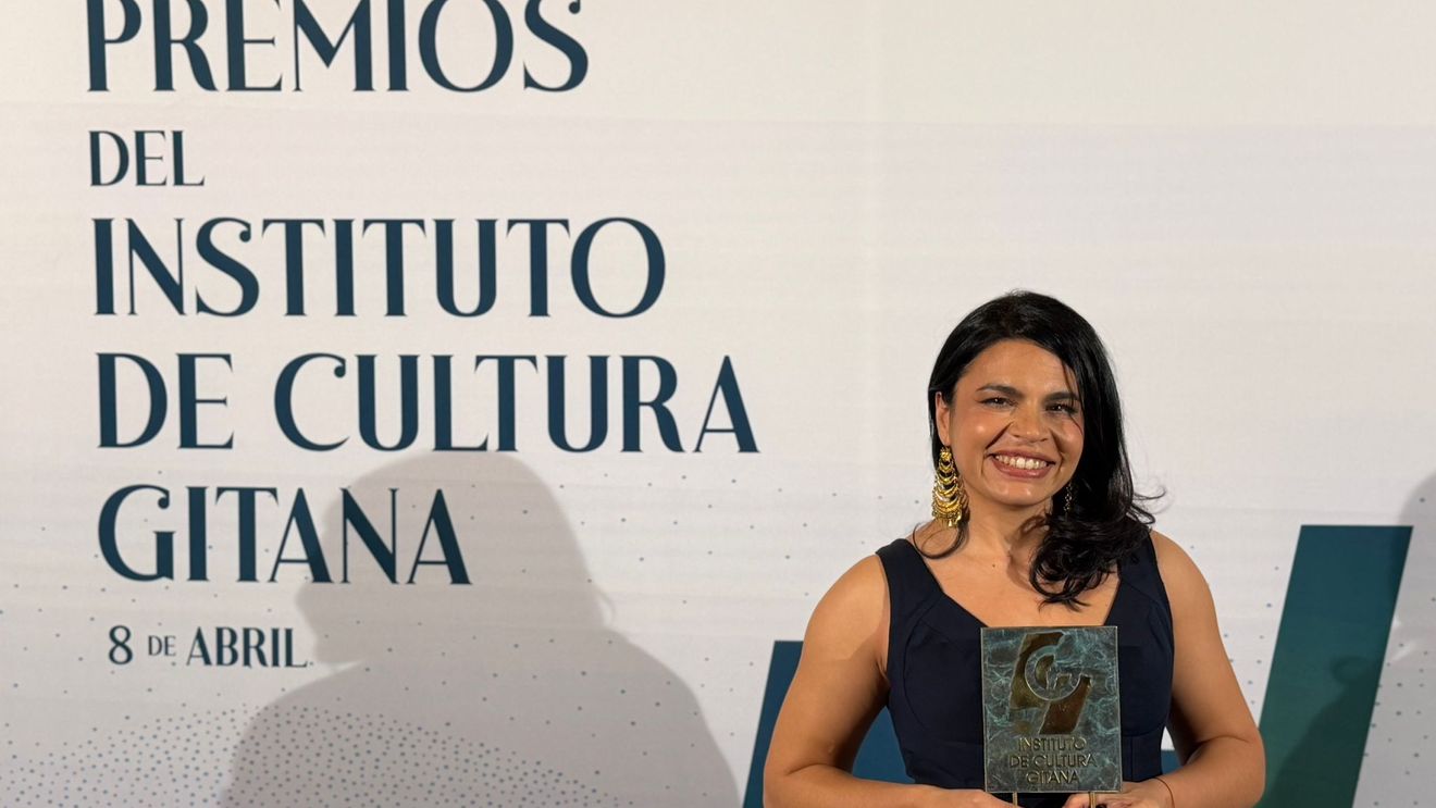 Actrița și regizoarea Alina Șerban, premiată de Institute of Gypsy Culture din Madrid pentru contribuția remarcabilă la promovarea culturii rome