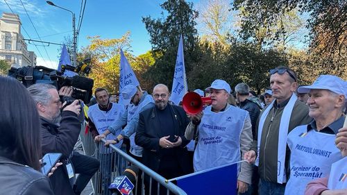 Primarul de sector Cristian Popescu Piedone, în fruntea unui miting anti-Nicușor Dan organizat de partidul lui Dan Voiculescu