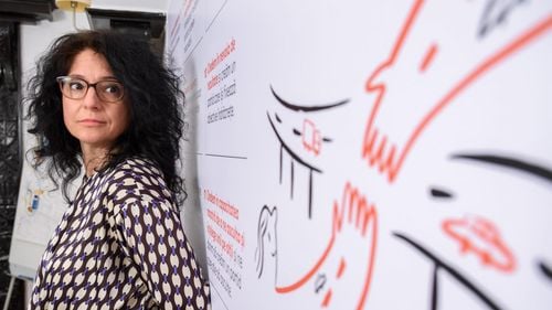 Noul secretar de stat la Departamentul românilor de pretutindeni: Neamul Ursăcheștilor, slăvit fie-i numele de țărani simpli, răzăși de pe dealurile Hușilor, cărora Ștefan însuși zice-se că le-a dat 14 prăjini odată și încă 12 altă dată, a ajuns în Guvernul României