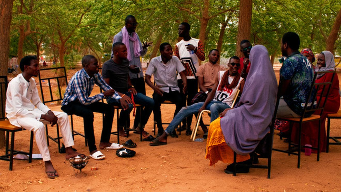 Cum sunt percepuți europenii pe alte continente  și cum se văd între ei cei din Estul și cei din Vestul Europei (Parteneriat)