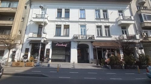 EXCLUSIV O companie din cadrul Primăriei Capitalei a tencuit în mandatul Gabrielei Firea faţada unei clădiri cu două etaje de pe Calea Victoriei cu peste 900 de euro metru patrat / Proprietarii sunt somați să plătească 79,4% din factura de 355.000 de euro în 15 zile 