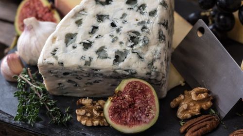 Un nou studiu din industria brânzeturilor arată că 9 din cele 10 națiuni care produc, consumă și se gândesc cel mai mult la brânză sunt în Europa. Cine ocupă podiumul