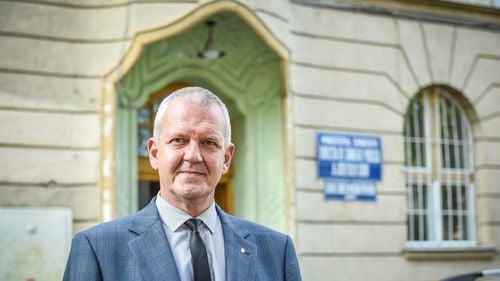 Directorul DSP Sibiu: ”Urmează să ne pregătim de valul cinci. Va veni sigur” / În opinia lui, nu vom scăpa de pandemie mai devreme de 2023