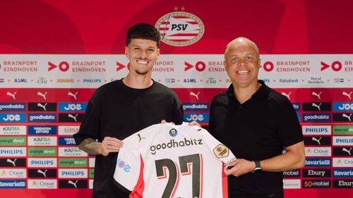 Dennis Man, transferat oficial la PSV Eindhoven. Internaționalul român a semnat un contract pe patru sezoane