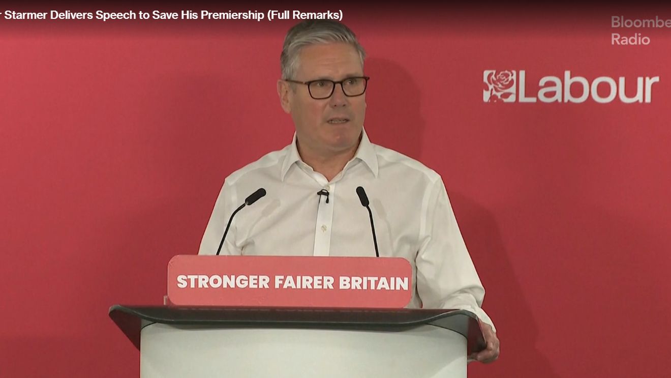 Keir Starmer refuză să demisioneze din funcția de lider al Partidului Laburist și prim ministru al Regatului Unit. Haosul politic revine la Londra după patru ani.