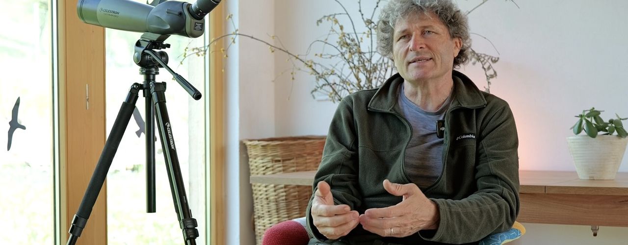 Experimentul Angofa: povestea oamenilor care reconstruiesc viitorul unui cătun uitat / Video-story de vineri seara