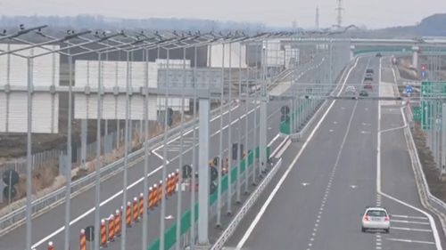 S-au deschis primii kilometri ai Autostrăzii Bucureștiului (A0), tronsonul dintre DN 1 și A3 cu o lungime de 10 km / Transporturile, la mâna constructorului din China pentru conexiunea cu DN 2