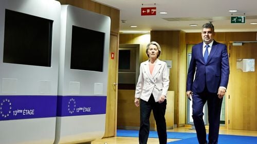 BREAKING Opțiunea premierului Ciolacu pentru Victor Negrescu în poziția de comisar european, sub semnul întrebării din cauza insistenței Ursulei von der Leyen pentru candidați femei