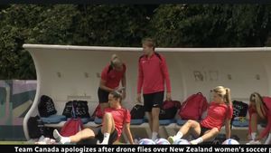 Echipa de fotbal feminin a Canadei a fost depunctată la Jocurile Olimpice iar antrenoarea suspendată un an ca urmare a scandalului de spionare cu drona a echipei adverse