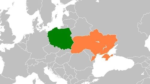 Polonia se pregătește să primească până la un milion de „refugiați adevărați” din Ucraina dacă Rusia invadează