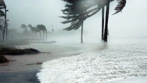 VIDEO Uraganul Ian a făcut ravagii în Florida. Cel puţin zece persoane au murit, peste 2,5 milioane de locuinţe au rămas fără curent electric