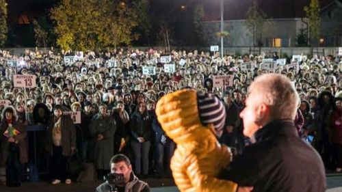 Buletin de București: Pelerinaj-mamut, „la secret“ / Primăria lui Florentin Pandele plătește aproape un milion de lei pentru a duce 8.000 de pelerini la Sfânta Parascheva 