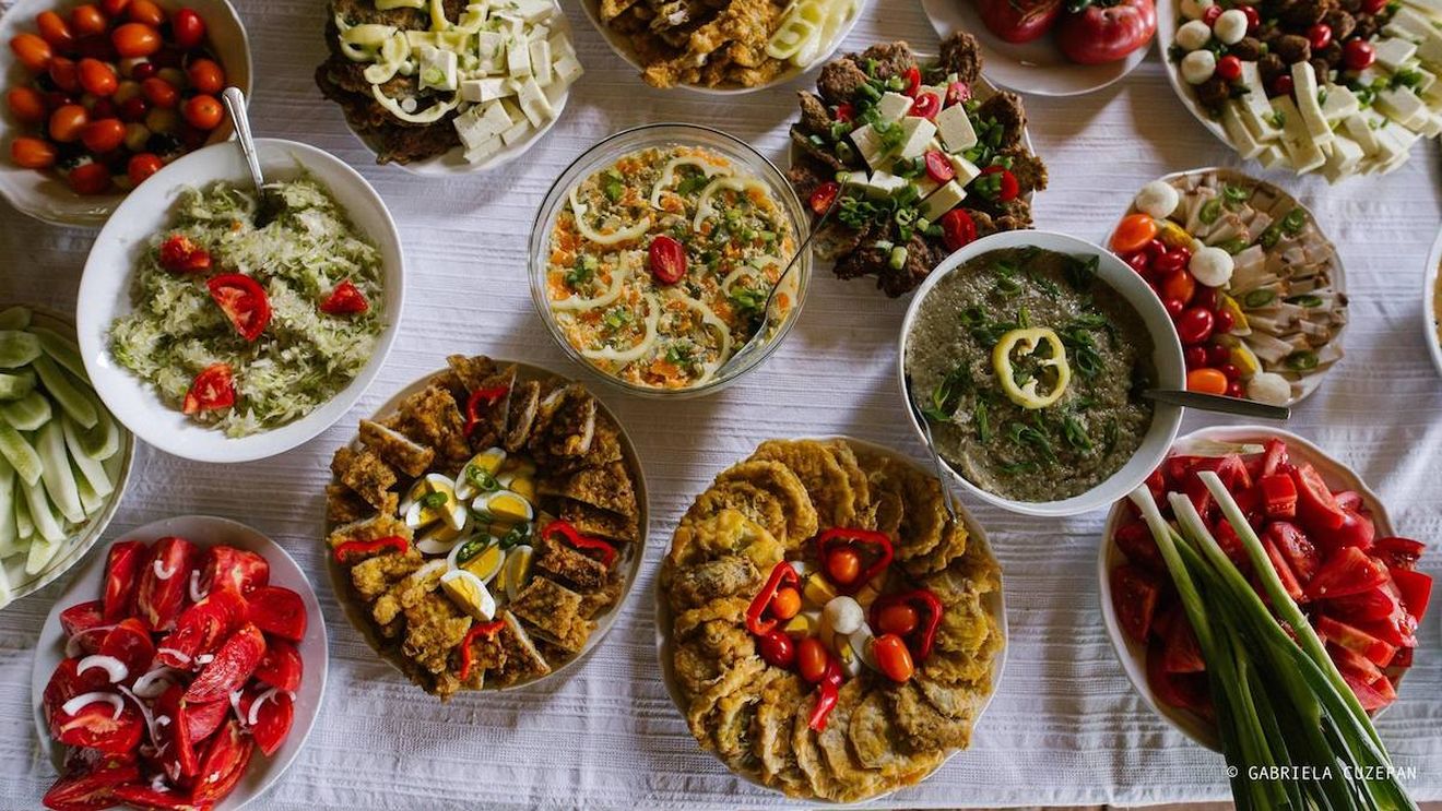 Ce sunt Punctele Gastronomice Locale - mici afaceri rurale cu rețete specifice. PNL propune o lege pentru reglementarea lor