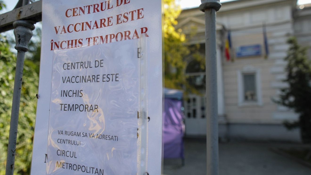 Un bărbat a fost reţinut, joi, de Poliţiştii Capitalei în dosarul privind falsificarea de certificate de vaccinare COVID-19