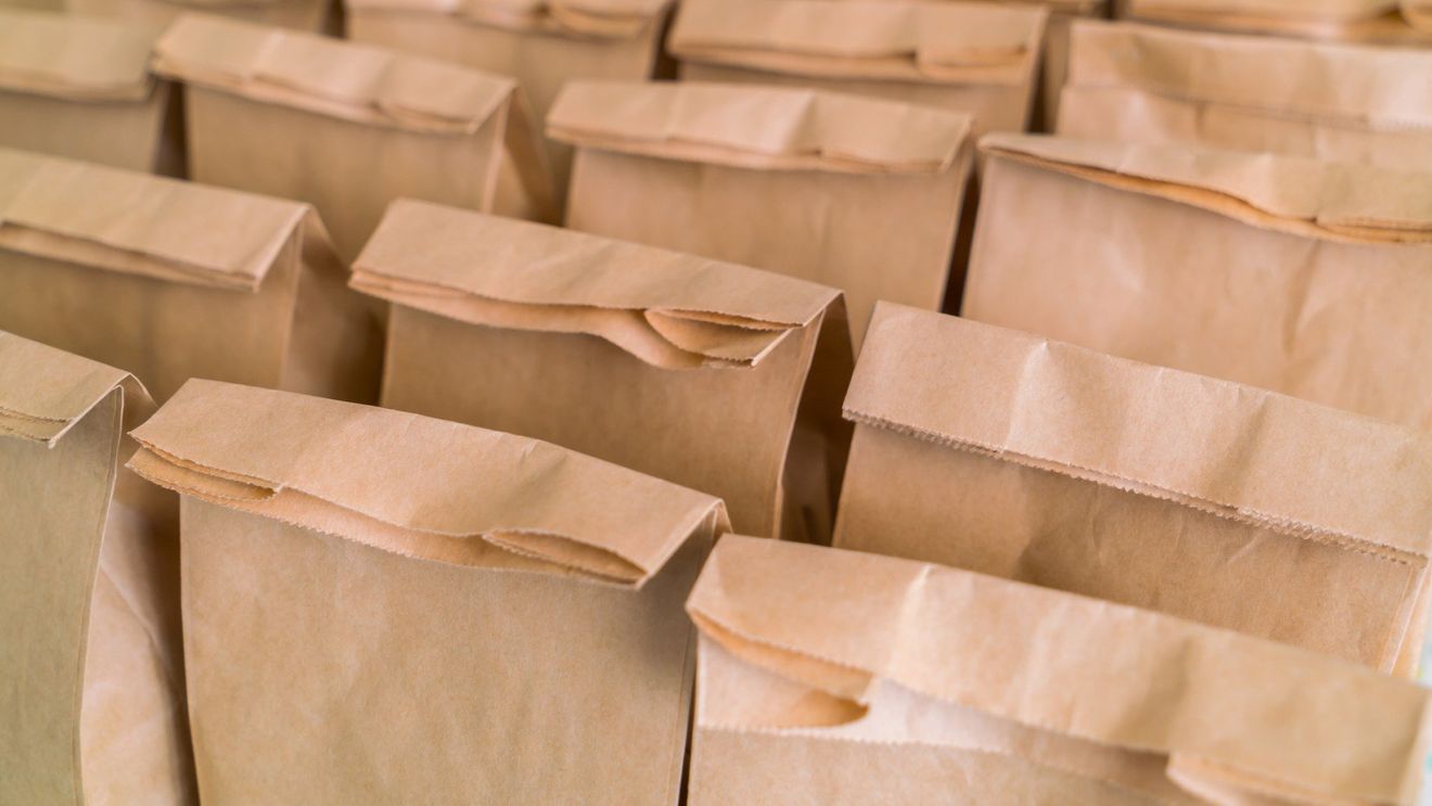 Cercetătorii din Australia au creat materiale plastice naturale pentru ambalajele de uz cotidian